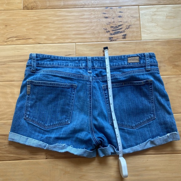 Paige Denim Jimmy Jimmy Short, size 30 - Picture 5 of 5